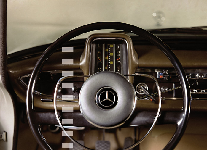 Das Cockpit eines Oldtimers. Das Bild verlinkt auf die Kategorie: Ersatzteile im Classic Shop Das Cockpit eines Oldtimers. Das Bild verlinkt auf die Kategorie: Ersatzteile im Classic Shop